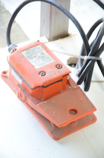 Used Weighright 5-100LB Net Filler