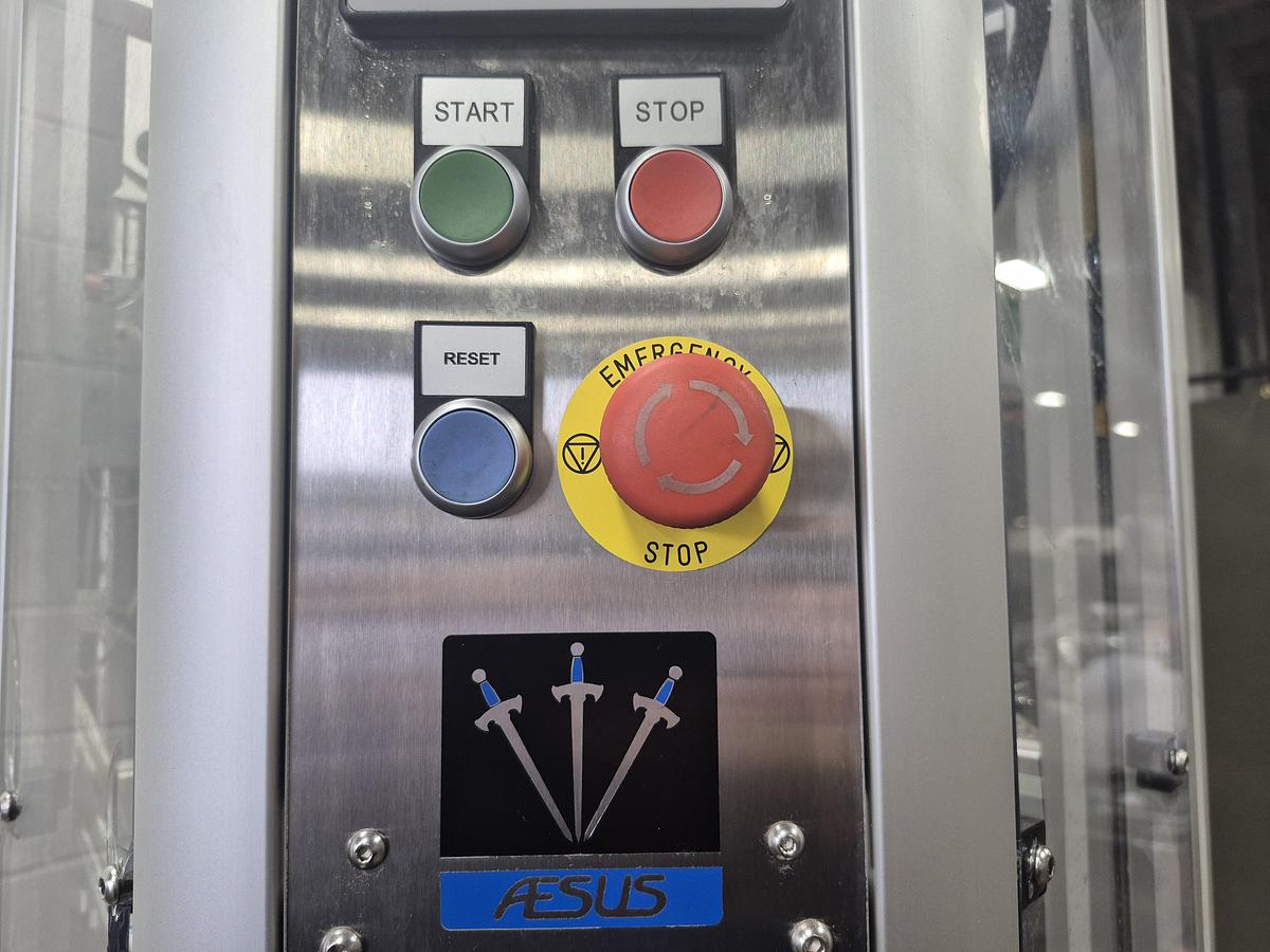 Used Aesus Systems ECO CAP R1 Capping Machine