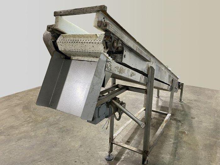 Used 20° Incline Cleated Conveyor