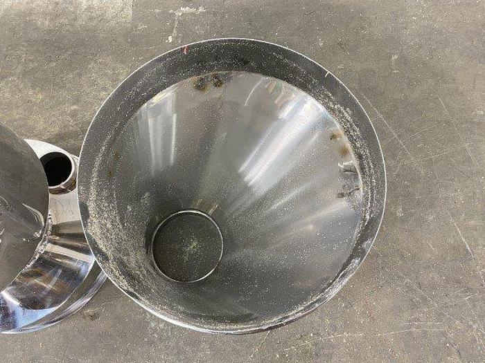 Used Daehan DWVE-300 Vacuum Conveyors