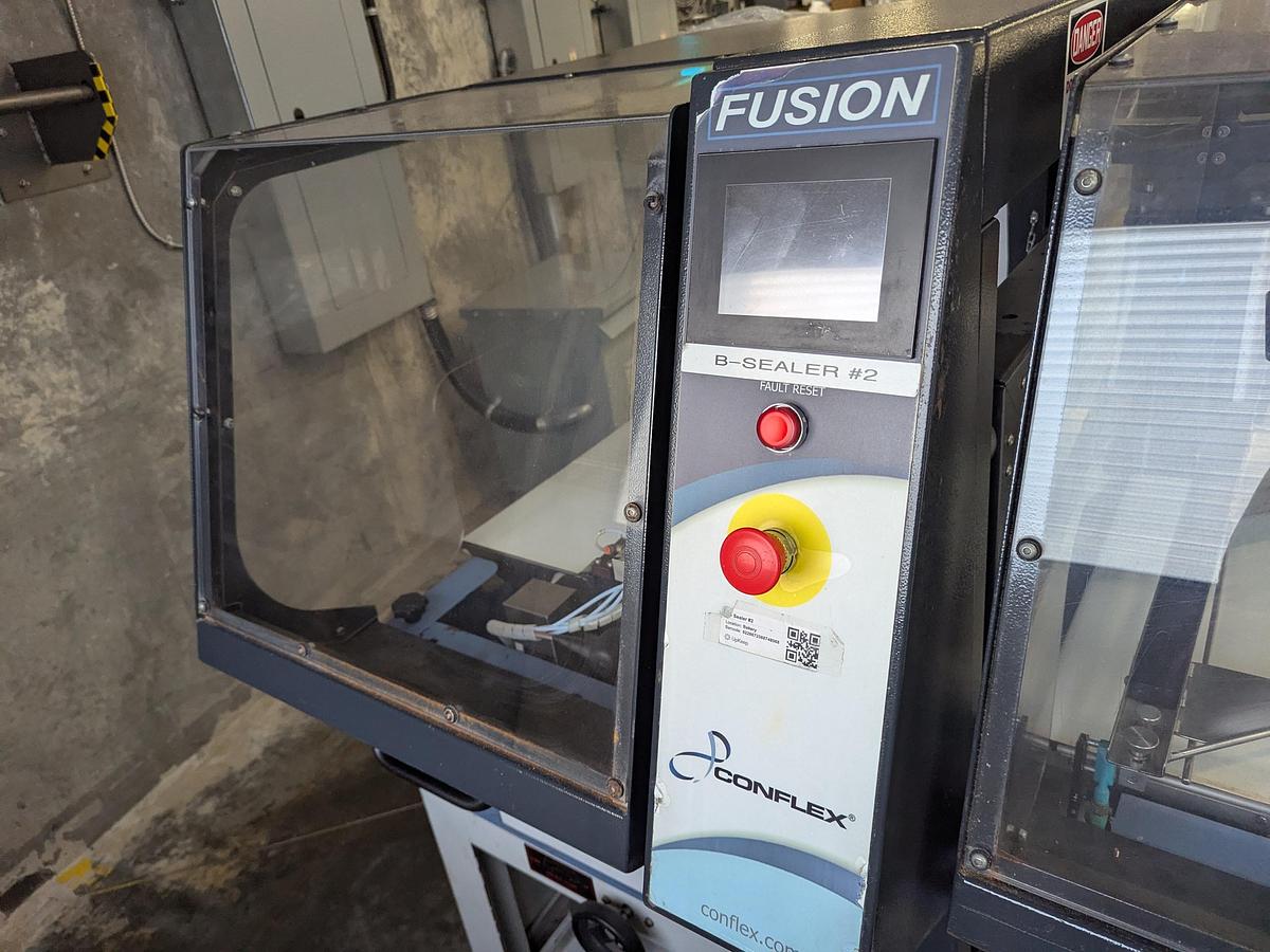Used Conflex Fusion Automatic Intermittent Motion Side Sealer