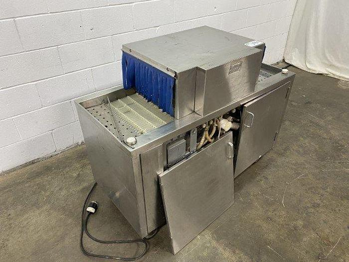 Used Moyer Diebel SW400R Glass Washer