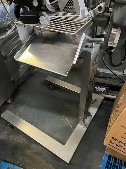 Used Poly Clipper PDC-A600 Automatic Double Clipper