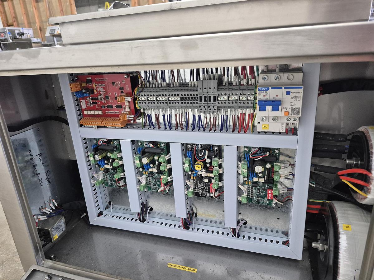 Used 4-Lane Linear Bucket Scale