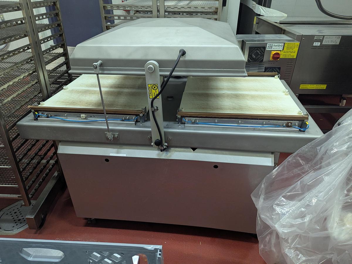 Used Sipromac Double-Chamber Vacuum Sealer Machine