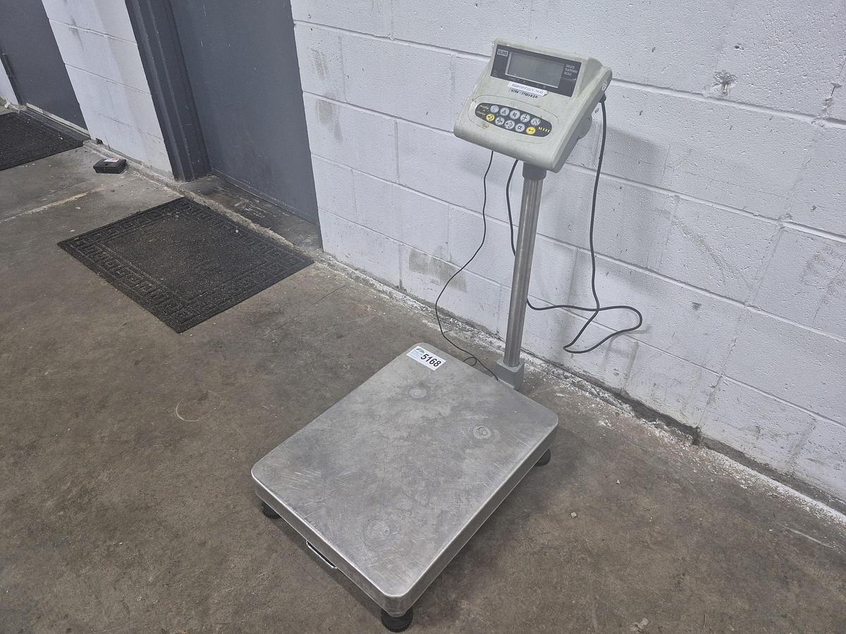 Used Uline Deluxe Platform Scale