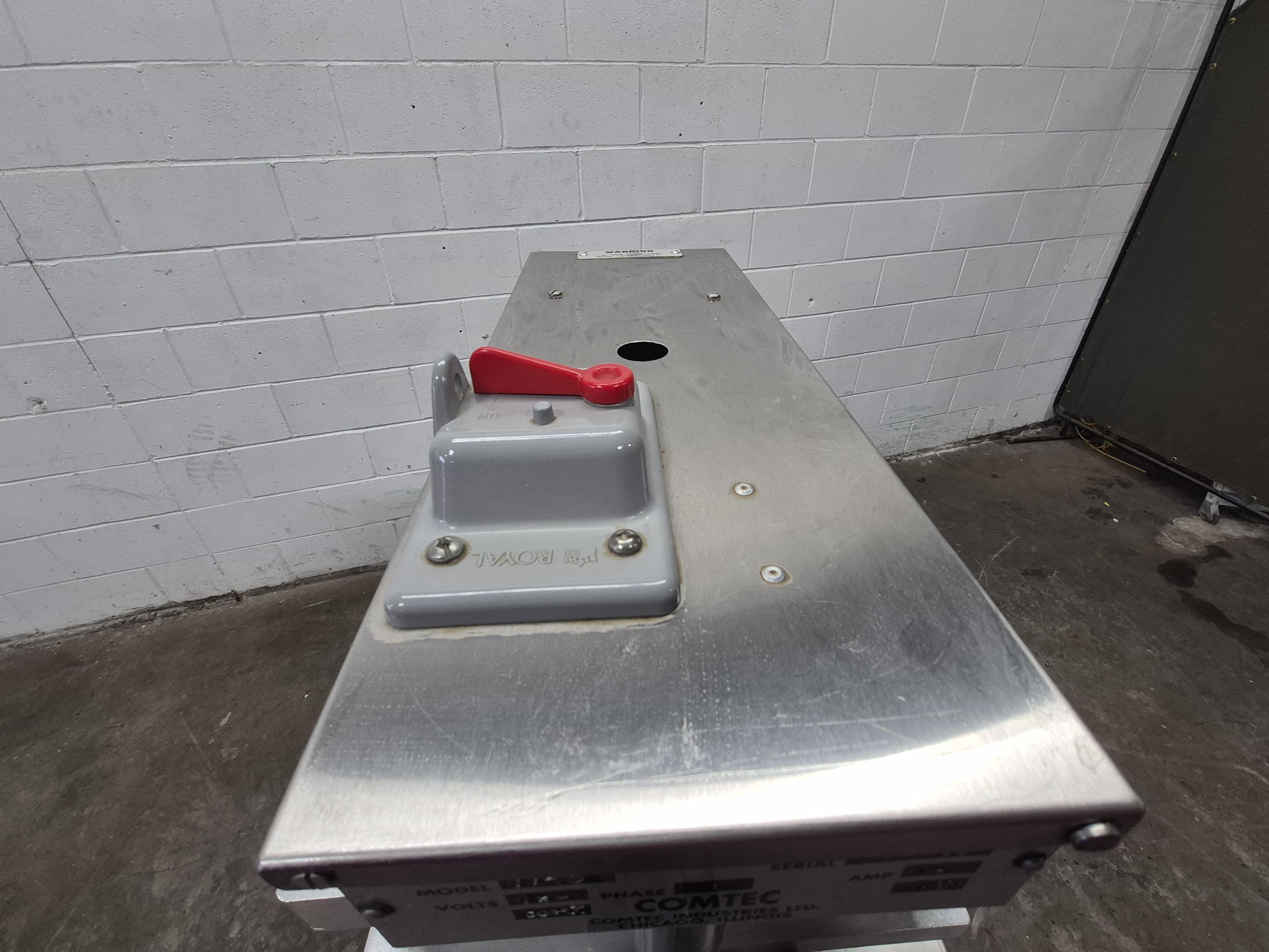 Used Comtec 2200 Pie Press