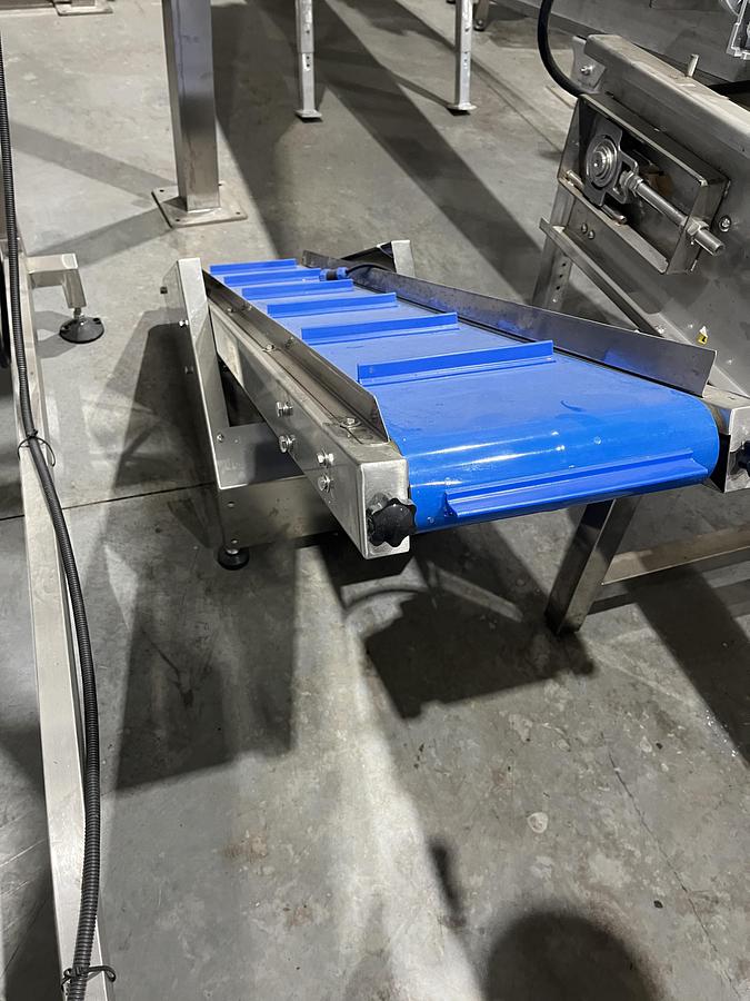 Used Incline Cleated Take-Away Conveyor