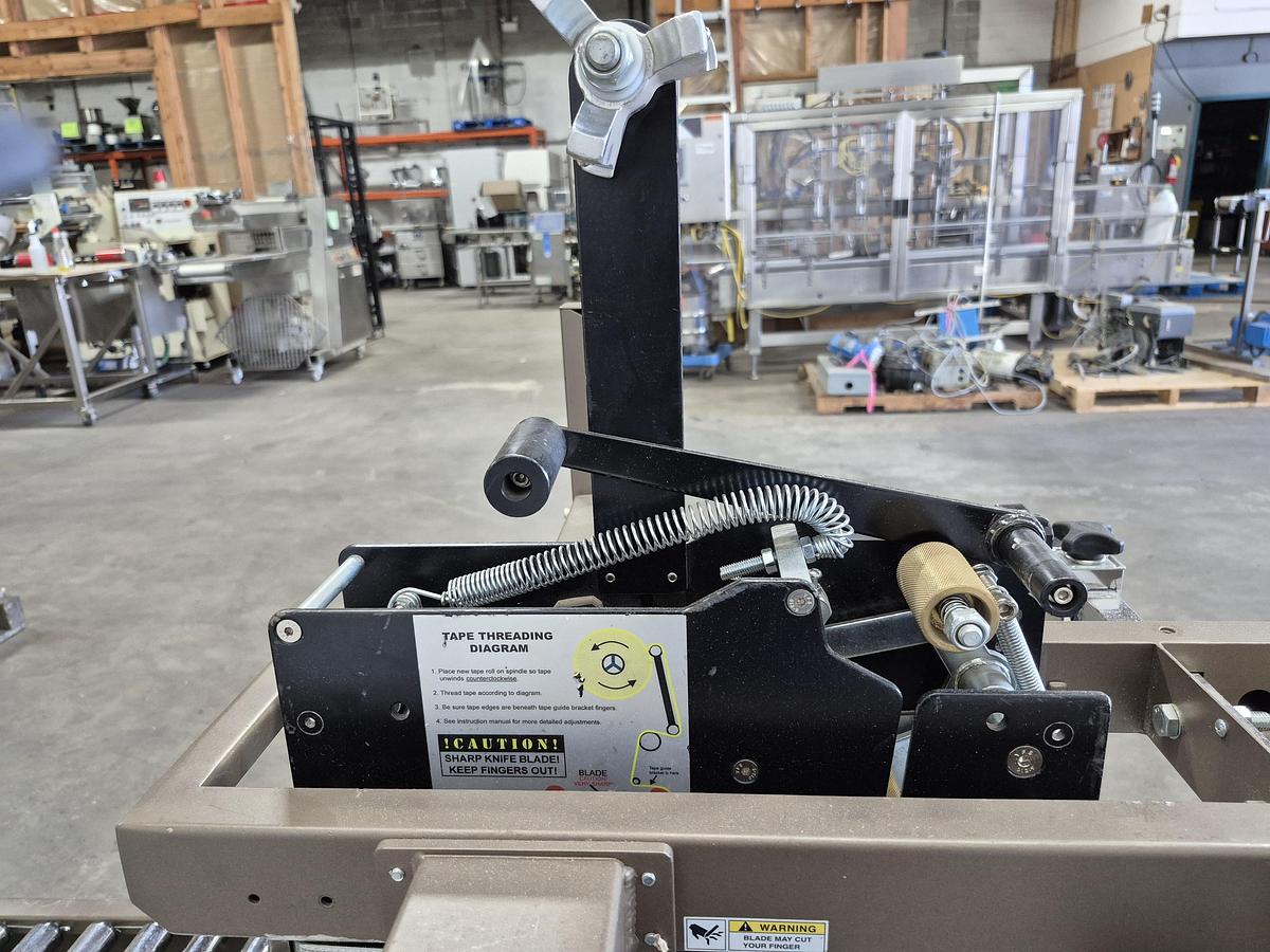 Used Highlight Magnum 2300 Case Sealer