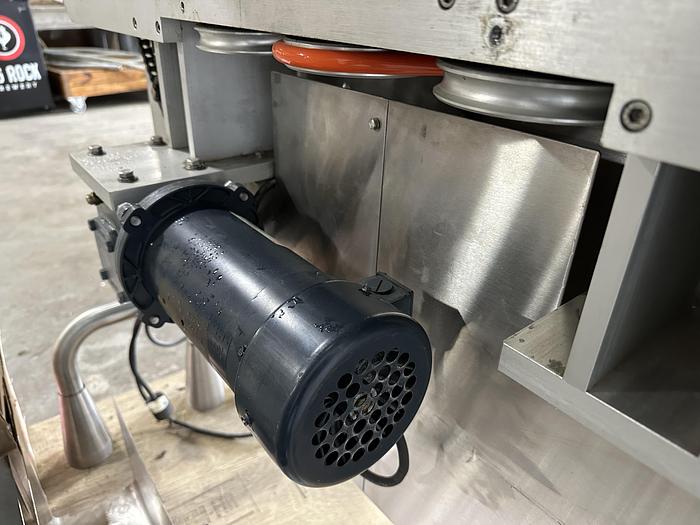 Used Kalish 6580 Automatic Bottle Cleaner