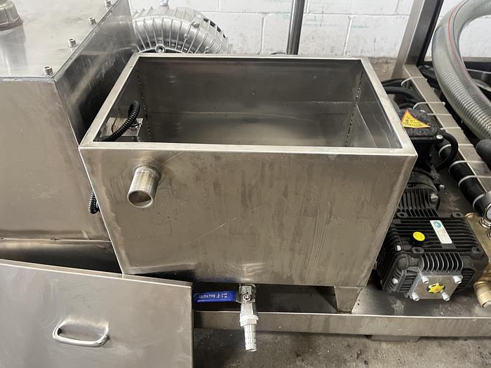 Used 1,000L Mixing Tank w/ Pumps