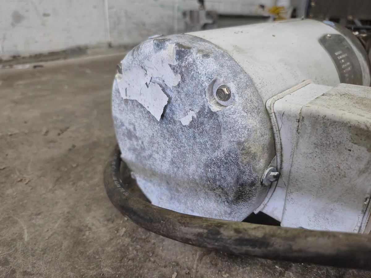 Used Baldor VWDM3554 1.5HP Washdown Duty Motor with Dodge Tigear MR94742 5:1 Reducer Assembly