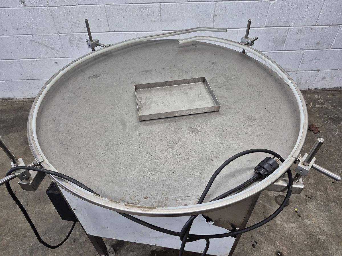 Used 35" Accumulation Table
