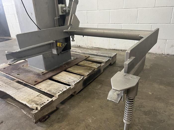 Used AMFEC 2-3 Column Buggy Dumper