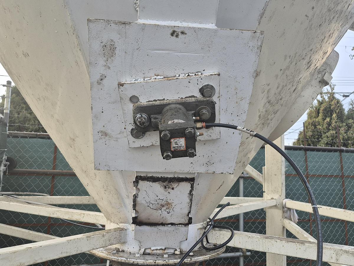 Used Twin Meridian Storage Bins