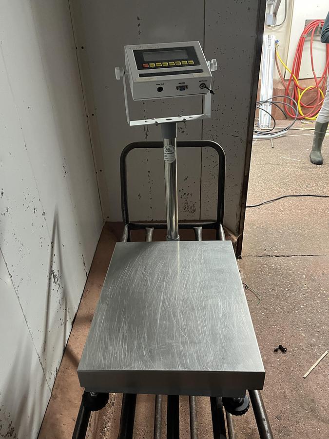 Used Optima Scale OP-900B Bench Scale