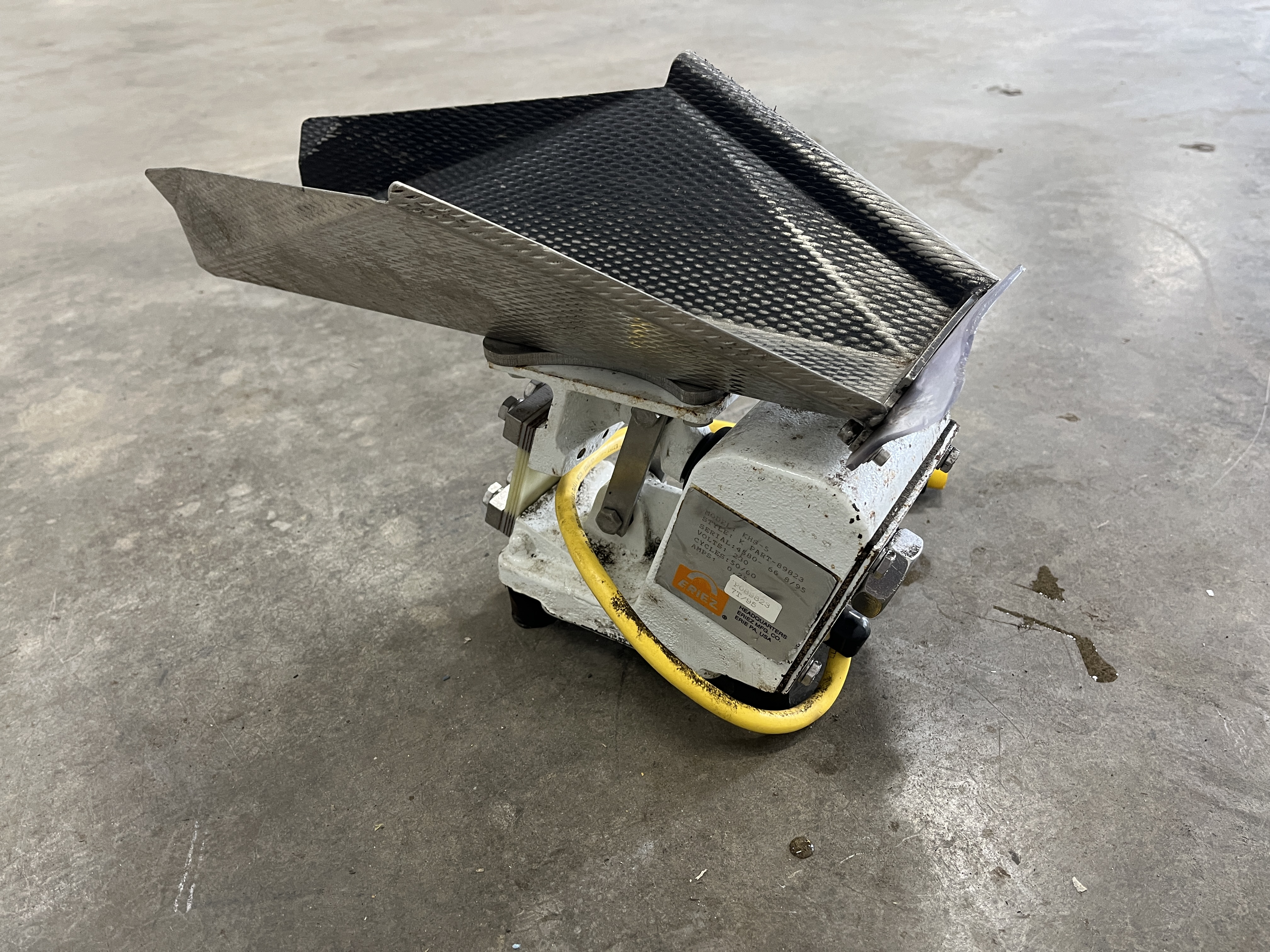 Used Eriez KHS-5 Vibratory Feeder