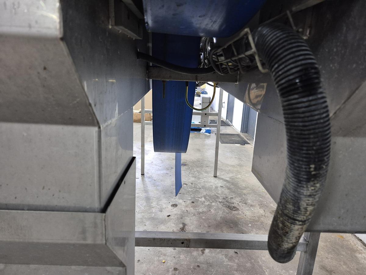 Used Unitec 2-Lane Inspection & Box Filler