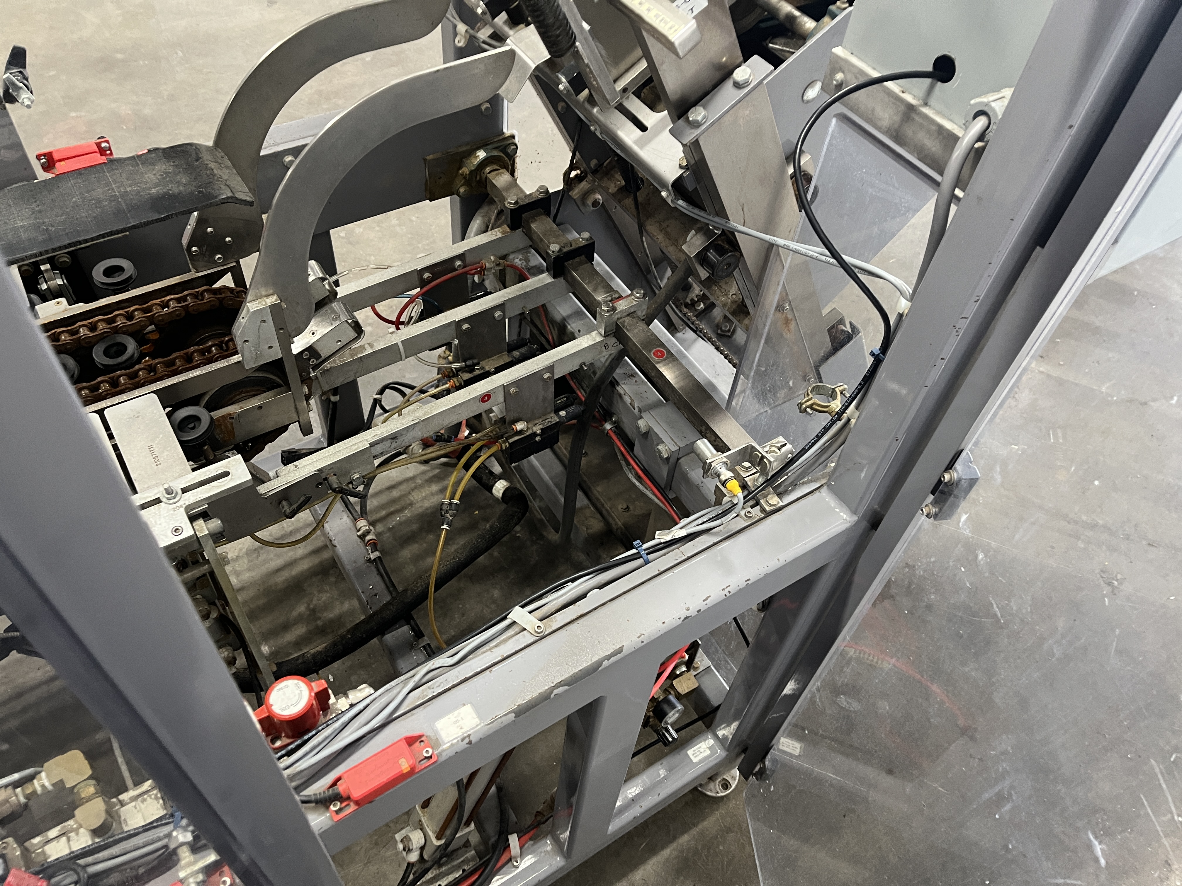 Used Thiele ZP30A Box Former