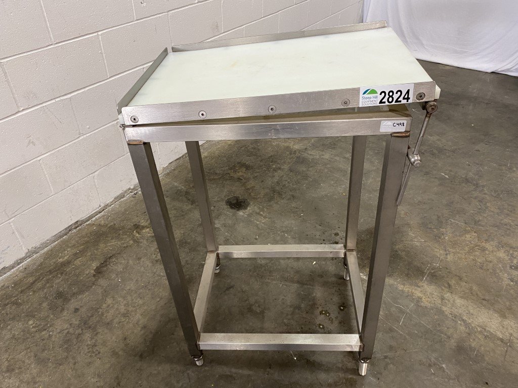 Used Cutting Table