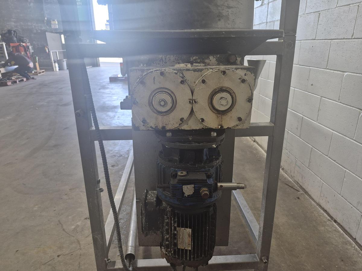 Used Mozzarella Cooker & Stretcher