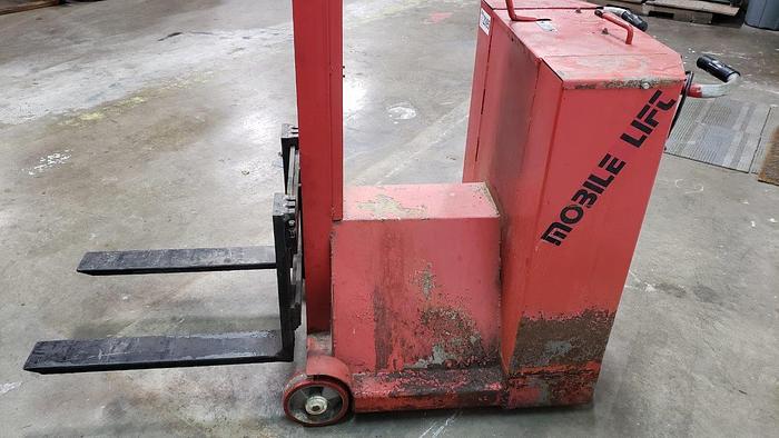 Used Mobile CBS60 Counterbalance Stacker