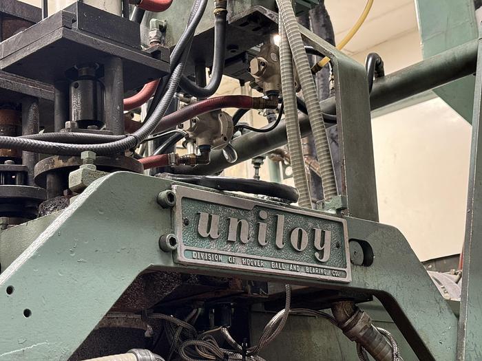 Used UNILOY 350R 3 Head Reciprocating Screw Blow Molding Machine