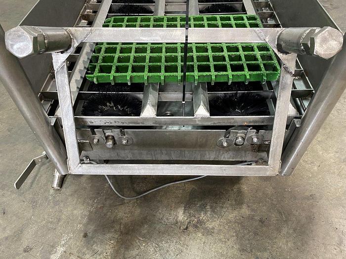 Used KRM Pass-Through Sole Cleaner