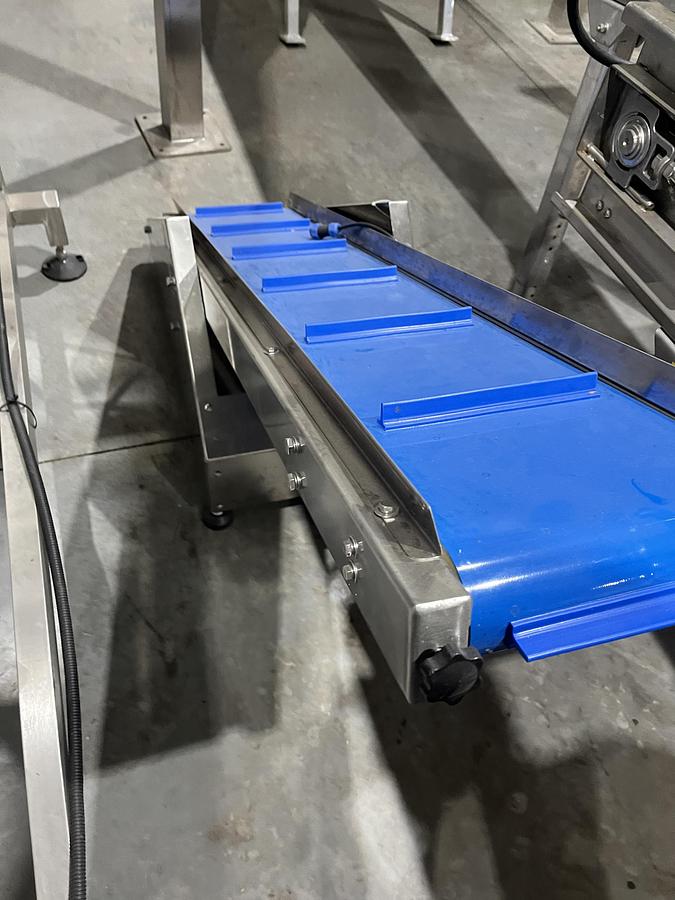 Used Incline Cleated Take-Away Conveyor