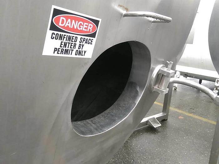Used 4,000 Gallon SS Food Grade Tank