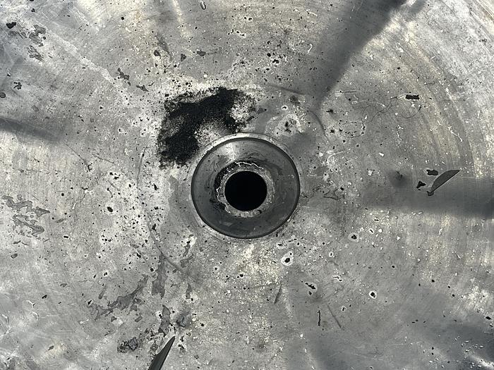 Used 1,000 Gallon SS Tank