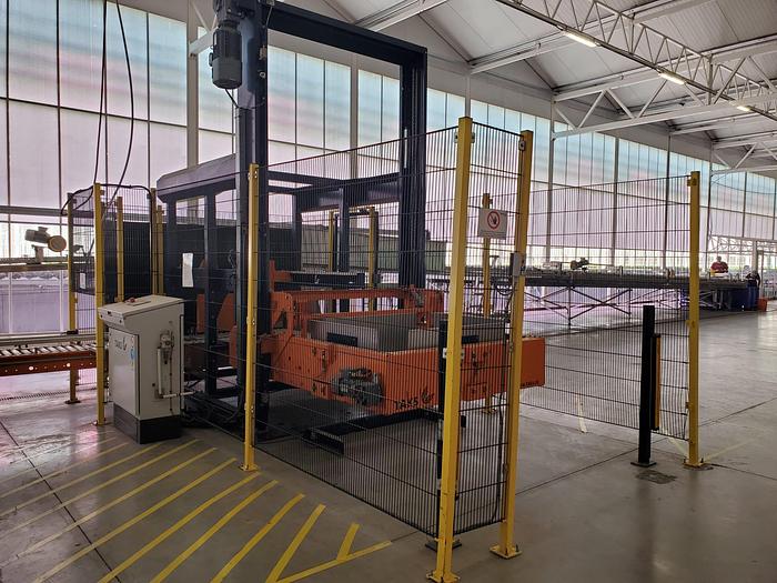 Used TAKS Palletizer