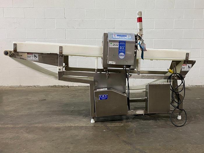 Used Loma IQ² 'The Max!' Metal Detector
