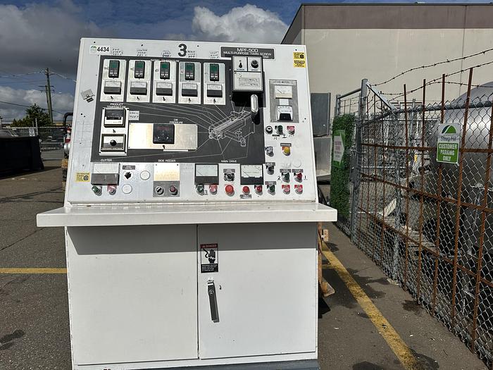 Used APV-Baker Perkins F23215 Twin Screw Extruder