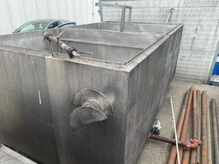 Used Mueller 1200 Gallon Triplex Tank