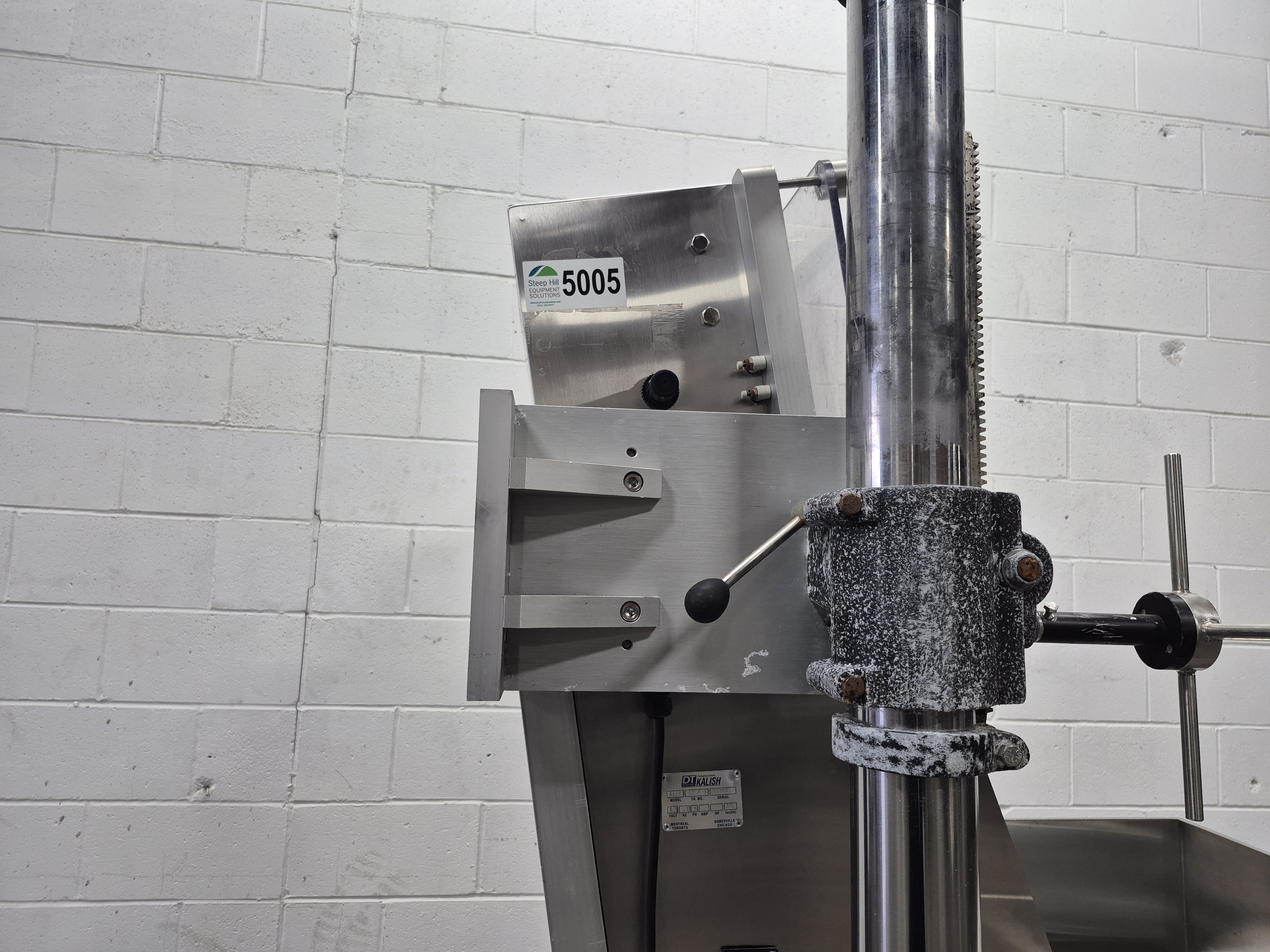 Used Kalish 87400 Cap Elevator