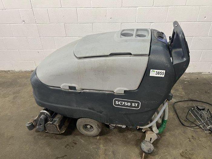 Used Advance SC750 ST Floor Scrubber