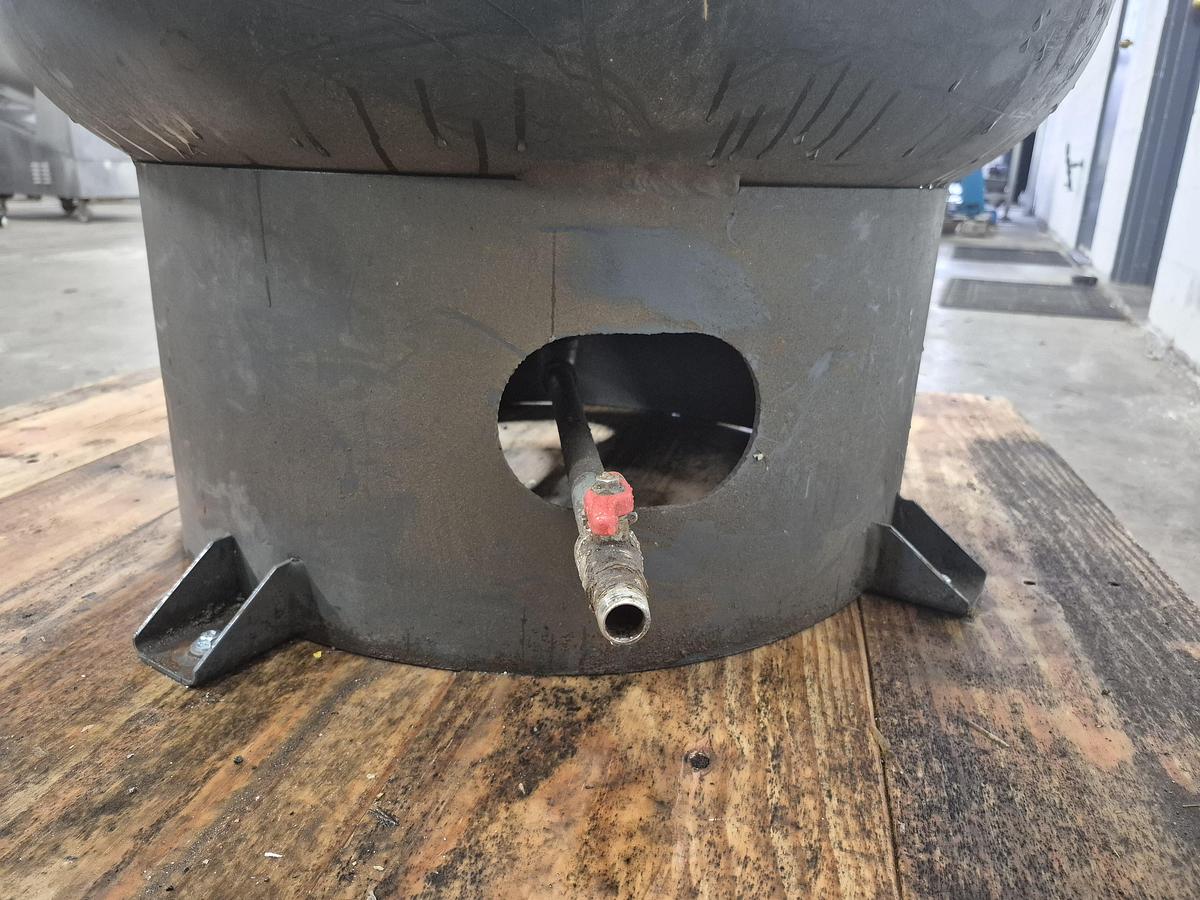 Used Manchester 240 Gallon Vertical Air Receiver Tank