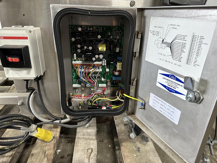 Used Lock MET 30+ Metal Detector