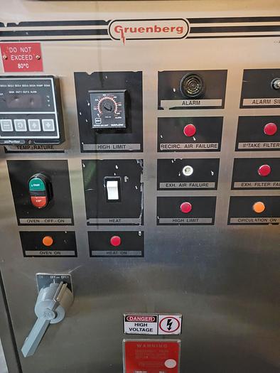 Used Gruenberg TI8H69.38D Sterilizer Oven