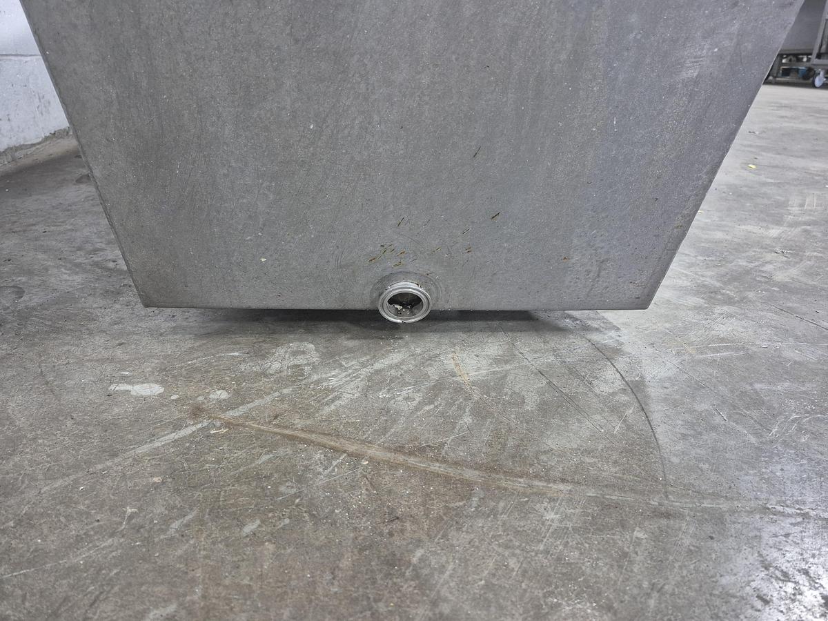 Used Incline Conveyor with Dump Tank