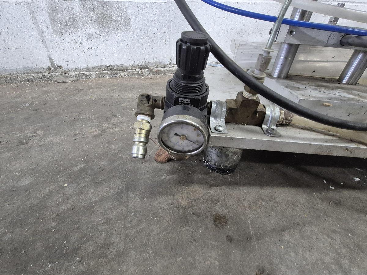 Used Asset Capper Machine