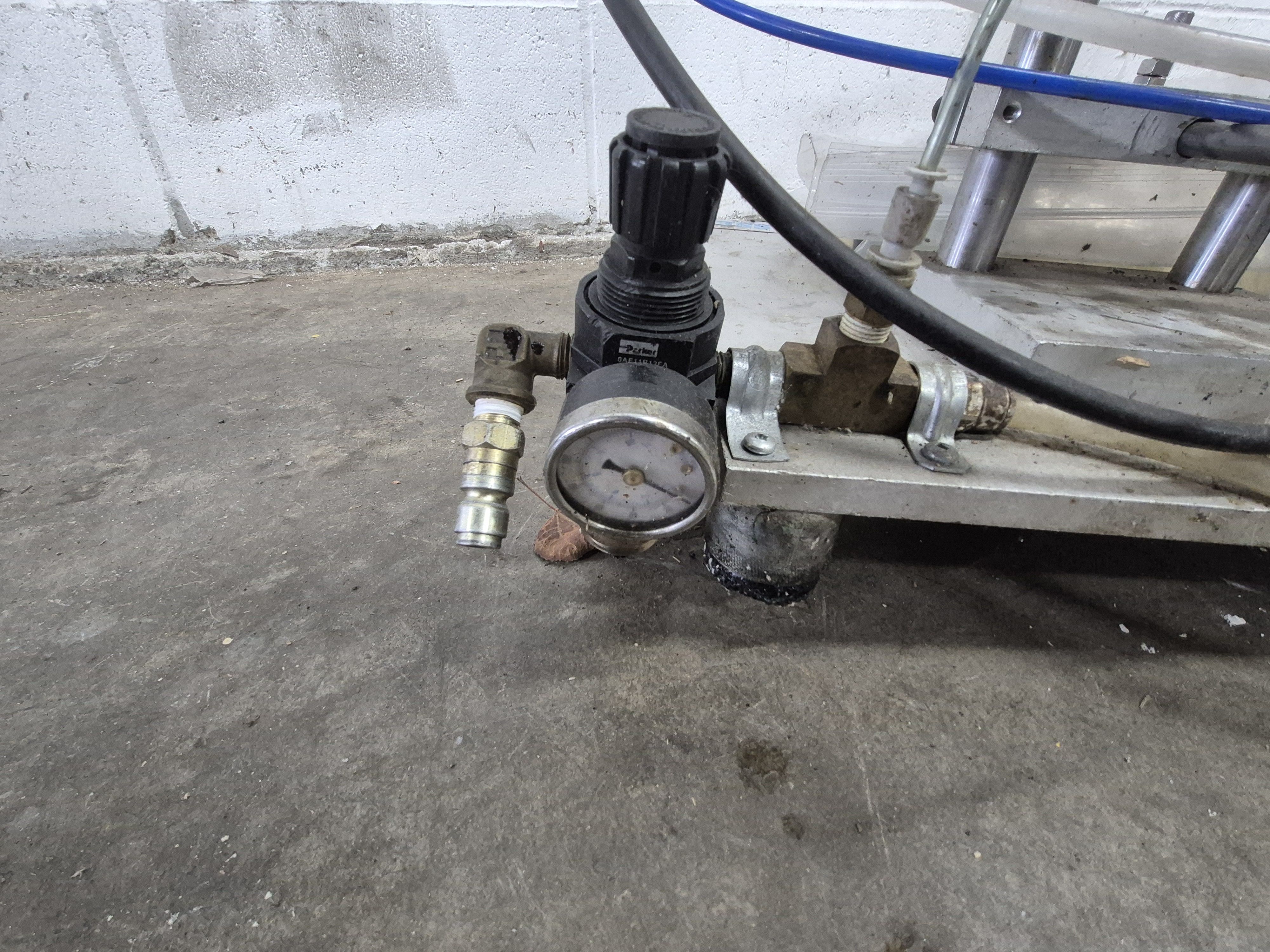 Used Asset Capper Machine