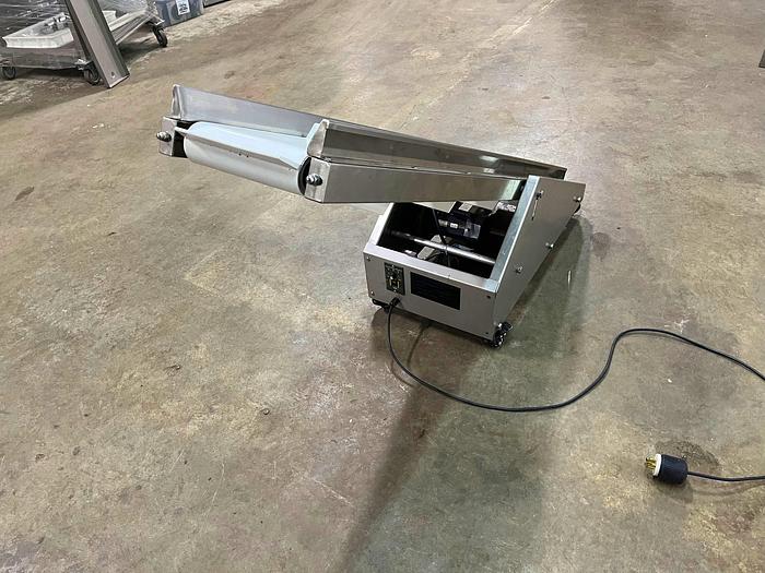Used 2018 Honor Pack FC-900 Take-Away Incline Conveyor