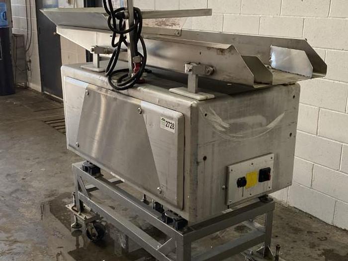 Used Heat and Control CV-FB-200 Vibratory Feeder