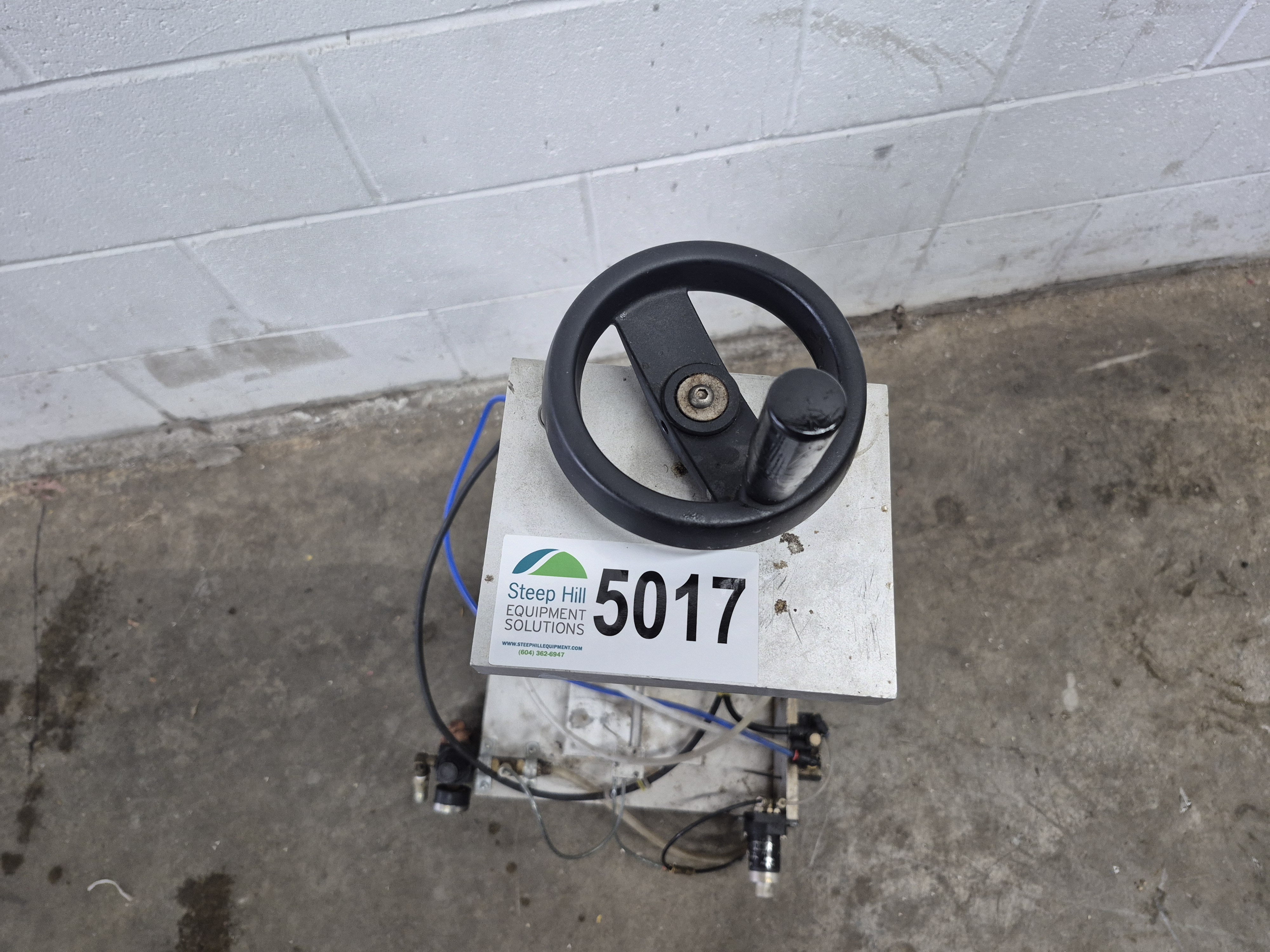 Used Asset Capper Machine