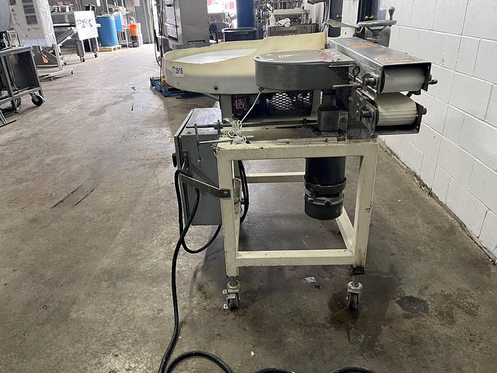 Used 2003 Ryan Technology INC. 793A Rotary Table Utility Slicer