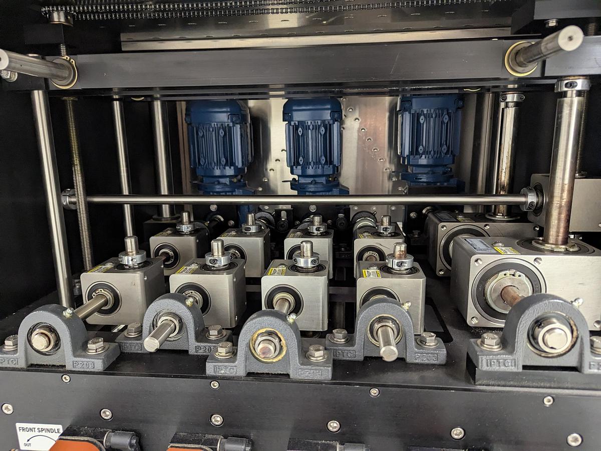 Used Apacks Spindle Capper and Cap Elevator