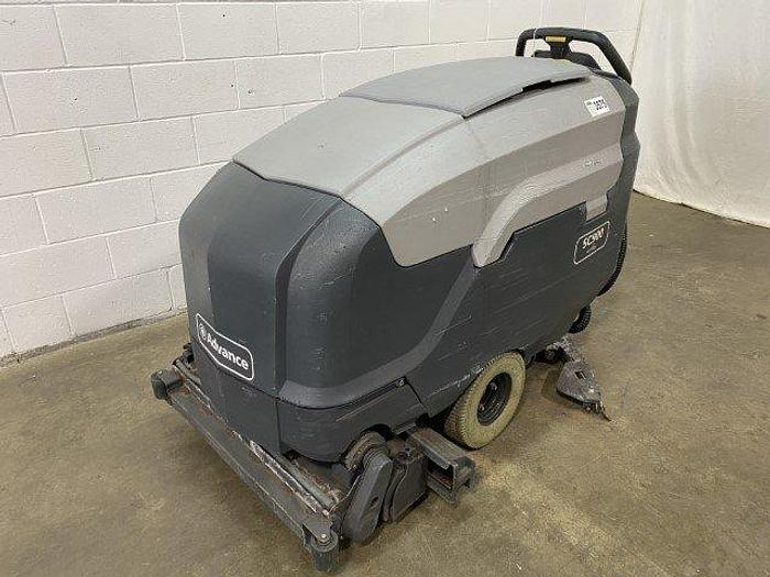 Used Advance SC900 ST 32C Floor Scrubber
