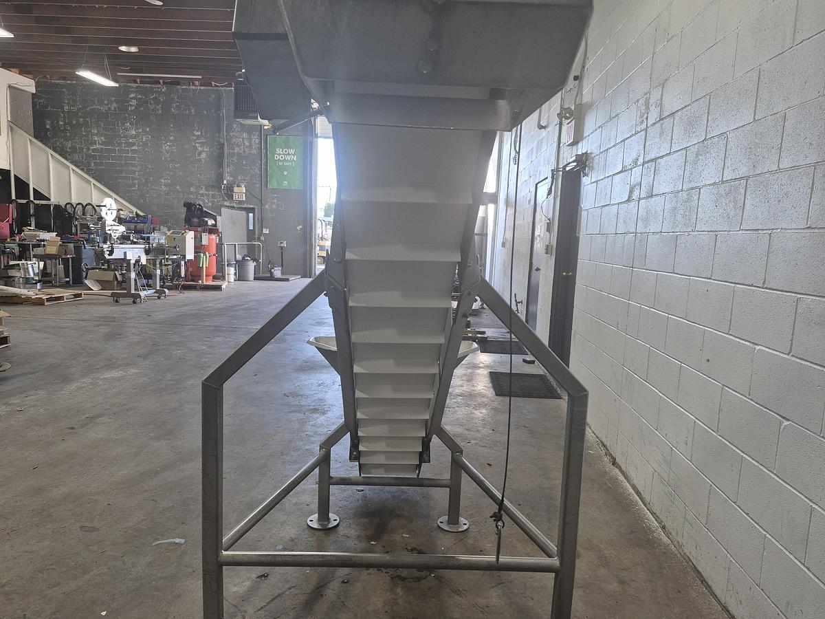 Used Incline Conveyor with Hopper